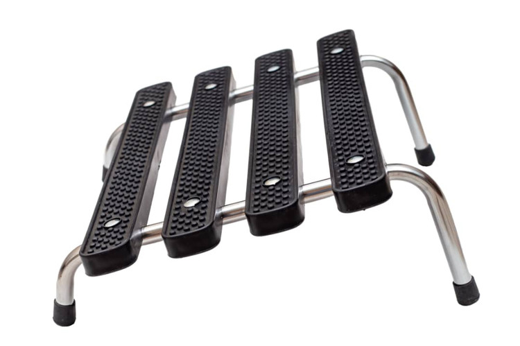 زیرپایی ثابت فلزی مشکی با روکش ضد لغزش